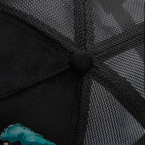 Goorin Bros. "Uh Huh King" Trucker Hat.
Elvis. NWT SOLD OUT! - Picture 11 of 14